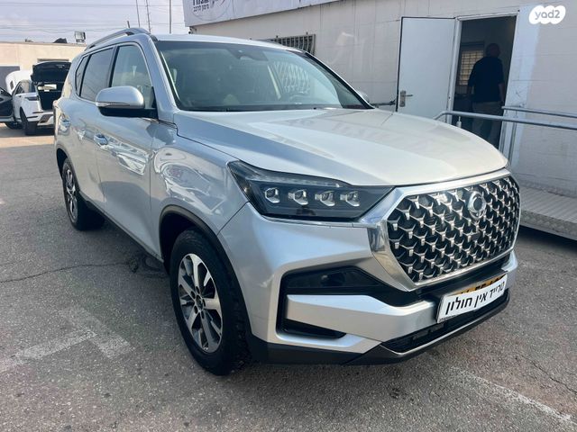 מודעת רכב סאנגיונג רקסטון