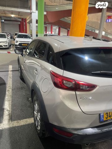 מודעת רכב מאזדה CX-3