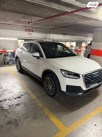 מודעת רכב אאודי Q2