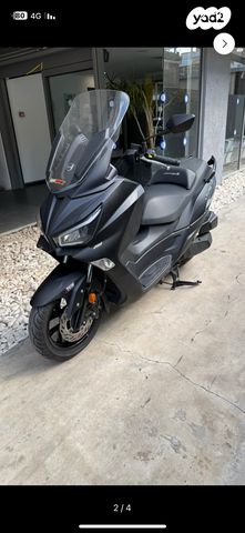 מודעת רכב סאן יאנג ג'וי-מקס Z-250