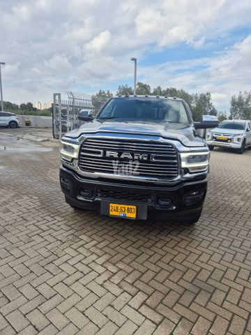 מודעת רכב דודג'