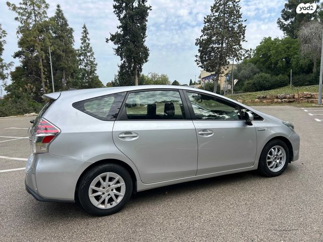 מודעת רכב טויוטה פריוס פלוס 2