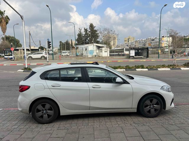 מודעת רכב ב מ וו סדרה 1 1