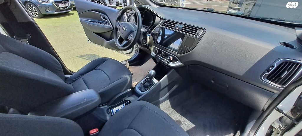 מודעת רכב קיה ריו 3