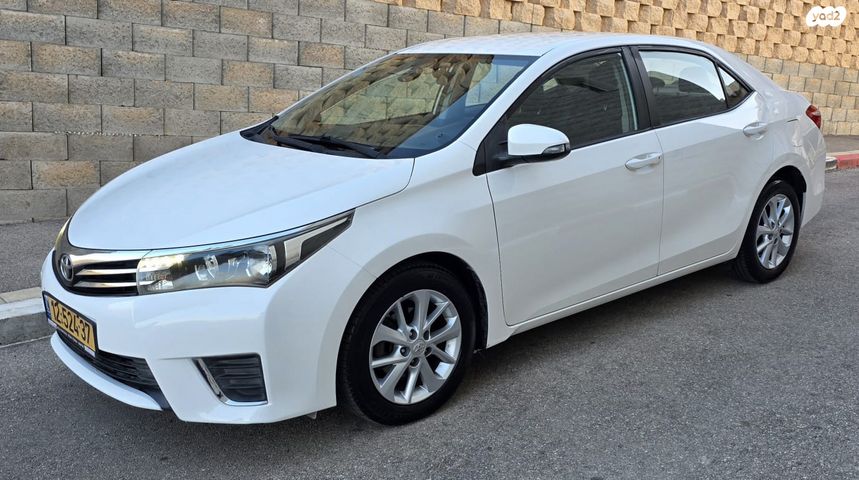 מודעת רכב טויוטה קורולה