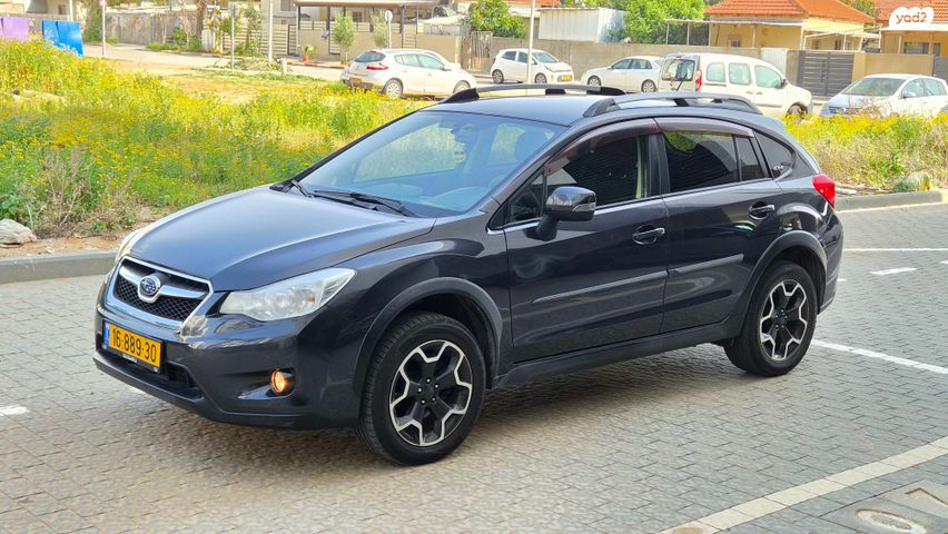 מודעת רכב סובארו XV