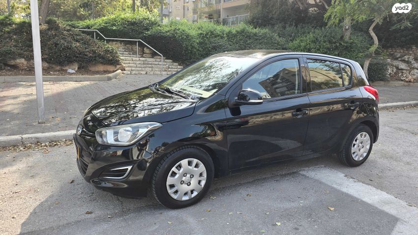 מודעת רכב יונדאי i20