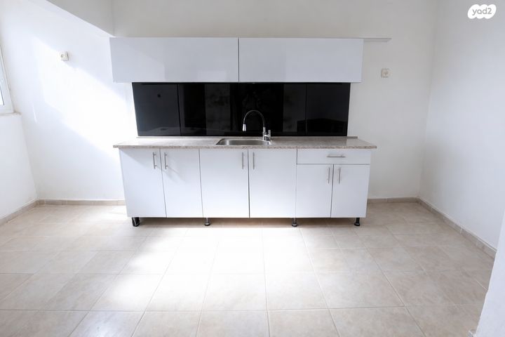 דרך דוד בן גוריון 1064