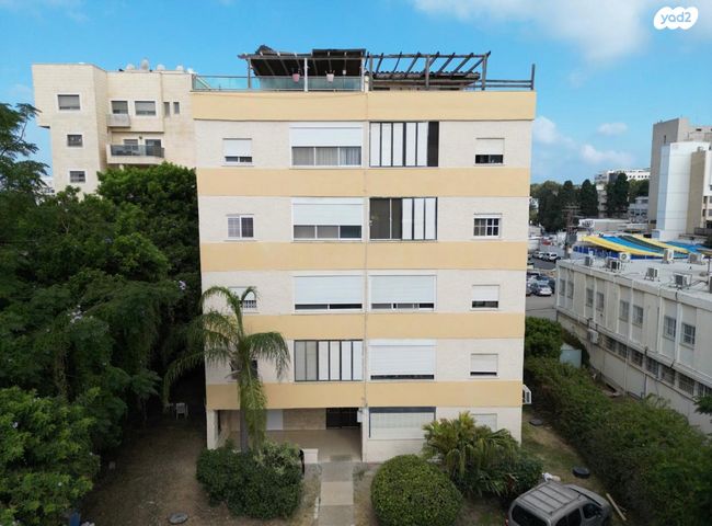 הרצל 68