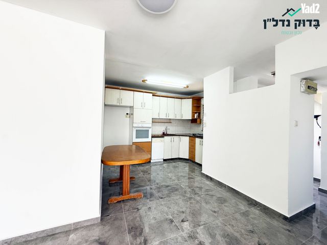 דירה 3 חדרים ברחוב יהושע רבינוביץ, חולון