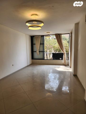 מודעת נכס, פיקוס, נווה גולן, יפו ג', תל אביב יפו