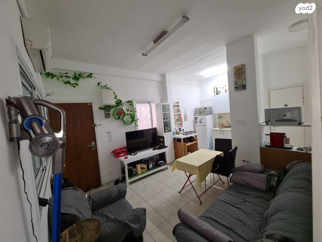 שכונת בן גוריון, מרכז העיר ג'