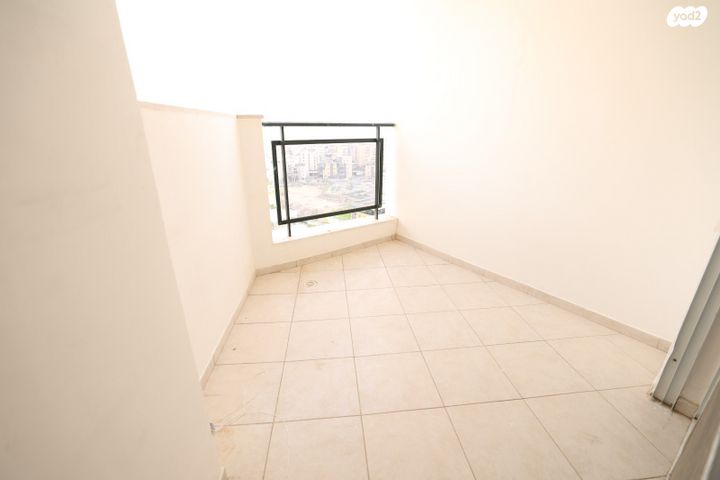 שדרות יוהנה ז'בוטינסקי 60