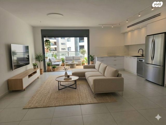 מודעת נכס, עמיר אנדה, נאות שדה, רעננה