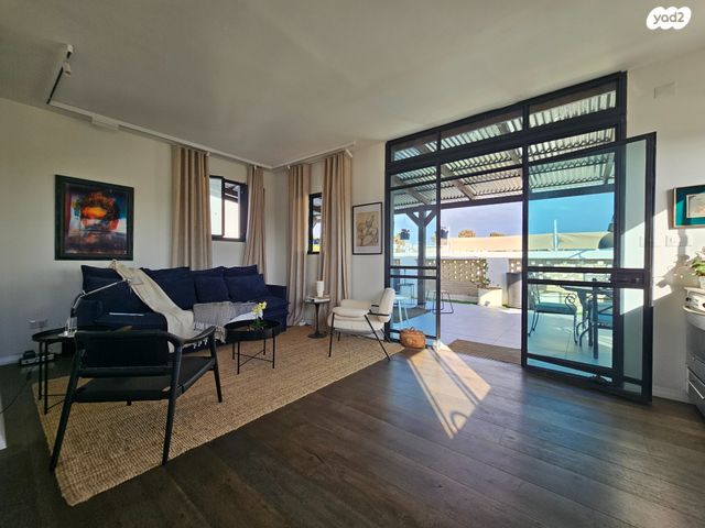 שדרות ירושלים 