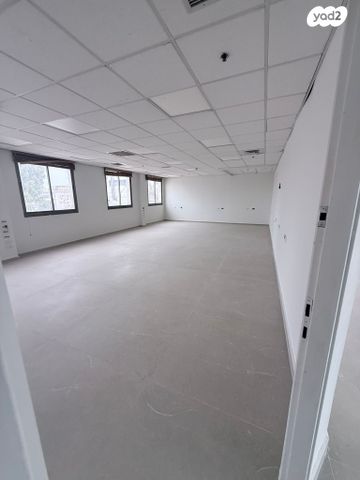 מודעת נכס, יד חרוצים, אזור תעשיה ספיר, נתניה