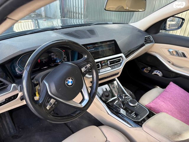 מודעת רכב ב מ וו סדרה 3