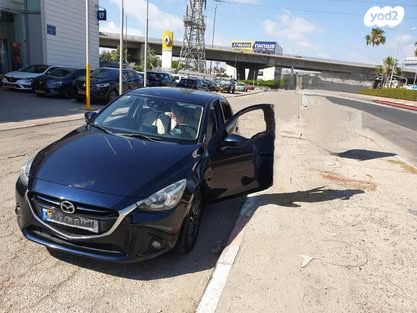 מודעת רכב מאזדה 2