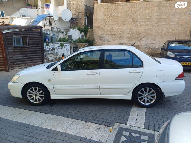 מודעת רכב מיצובישי לנסר