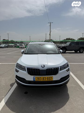 מודעת רכב סקודה קארוק