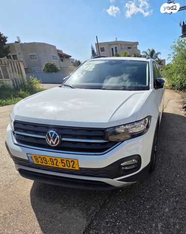 מודעת רכב פולקסווגן T-קרוס