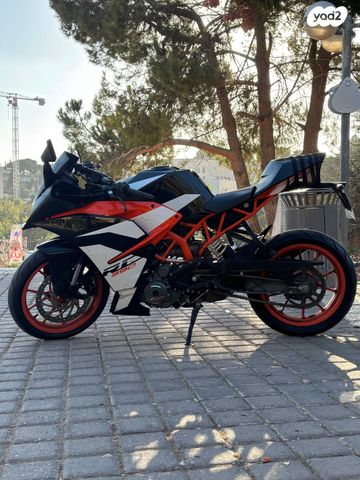 מודעת רכב KTM SuperSport RC 390