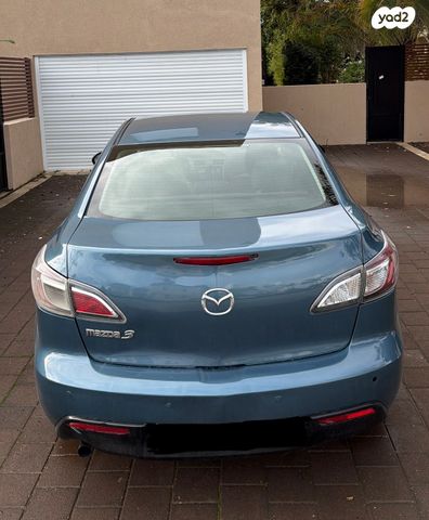 מודעת רכב מאזדה 3