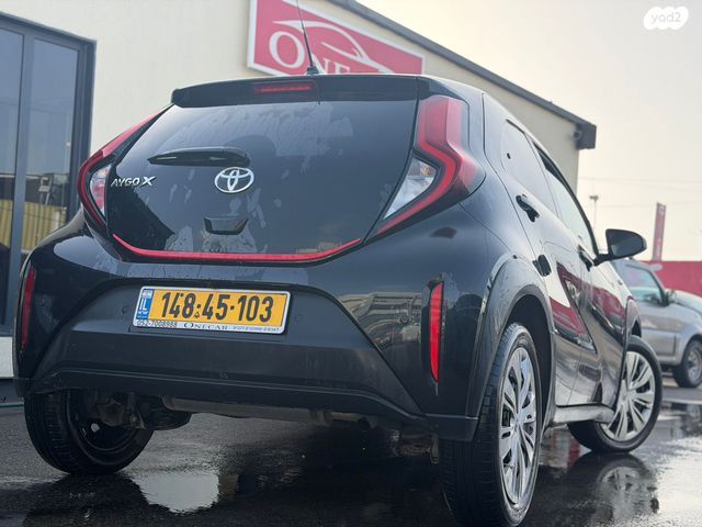 מודעת רכב טויוטה אייגו X 3