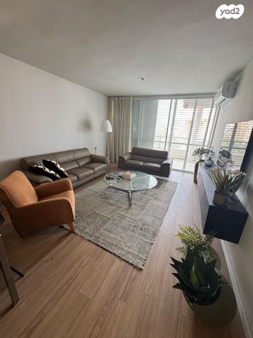 דירה, מרכז, הרצליה