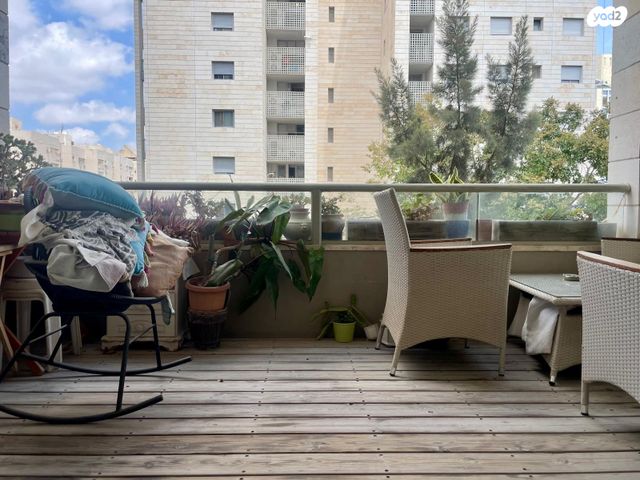 דירה, שטח 9, גבעתיים