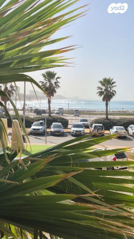 תיירות ונופש, הרצליה