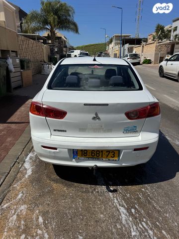 מודעת רכב מיצובישי לנסר