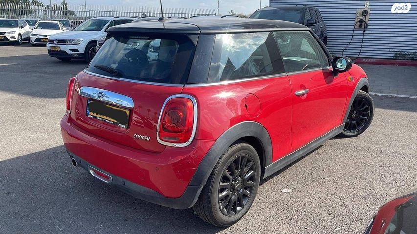 מודעת רכב מיני קופר