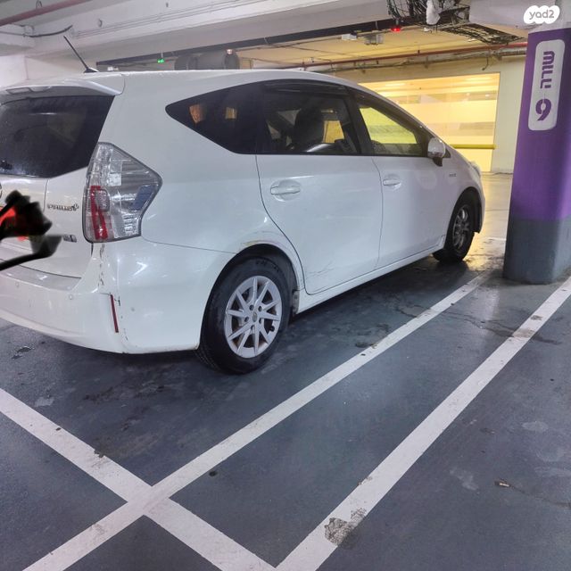 מודעת רכב טויוטה פריוס פלוס