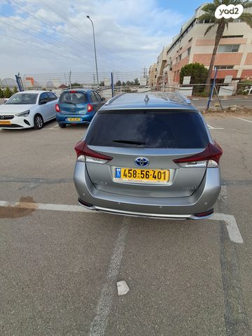 מודעת רכב טויוטה אוריס