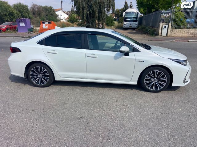 מודעת רכב טויוטה קורולה