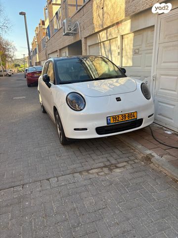 מודעת רכב ג׳יי.איי.סי 30