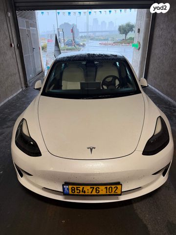 מודעת רכב טסלה מודל 3