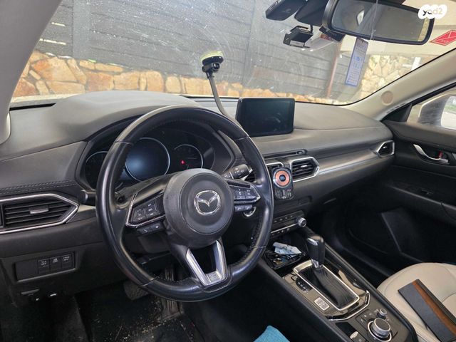 מודעת רכב מאזדה CX-5