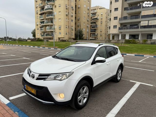 מודעת רכב טויוטה RAV4