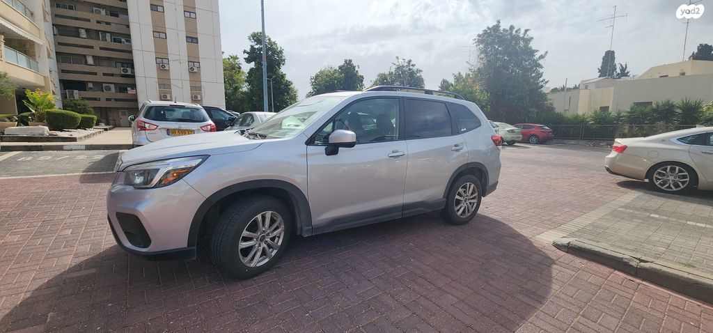 מודעת רכב סובארו פורסטר