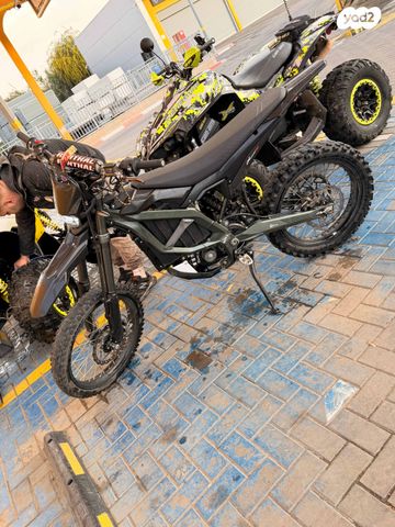 מודעת רכב סורון ULTRA BEE T