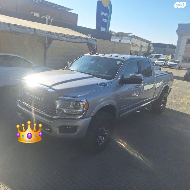 מודעת רכב דודג'