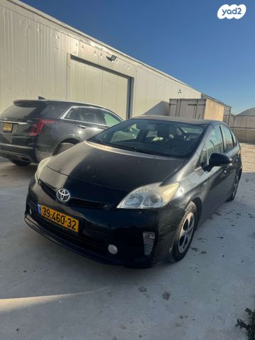 מודעת רכב טויוטה פריוס