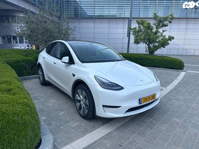 מודעת רכב טסלה מודל Y