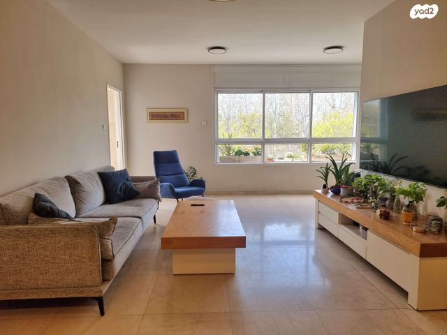 דירה, מודיעין מכבים רעות