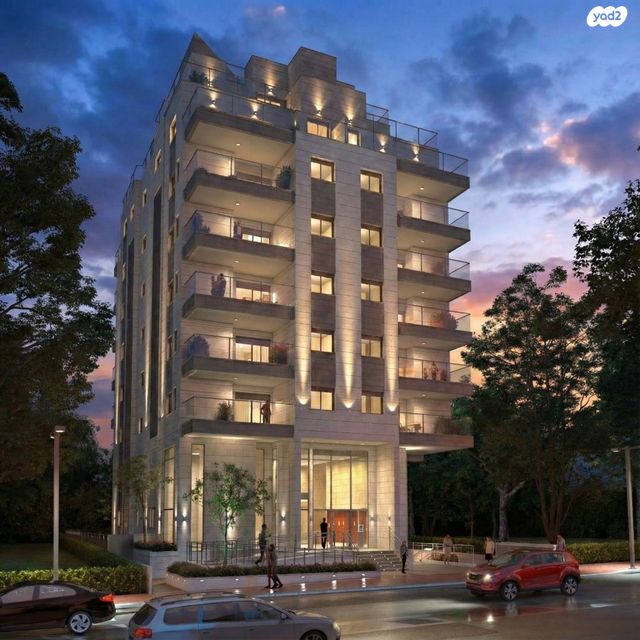 יוסף אהרונוביץ' 