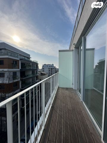 מודעת נכס, הקונגרס, נווה שאנן, תל אביב יפו