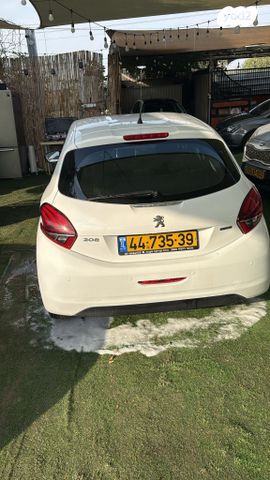מודעת רכב פיג'ו 208
