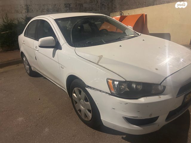 מודעת רכב מיצובישי לנסר